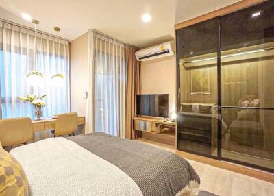 Studio bed Condo in Life One Wireless Lumphini Sub District C09115