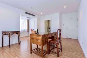 3 bed Condo in Prime Mansion One Khlong Toei Nuea Sub District C09099