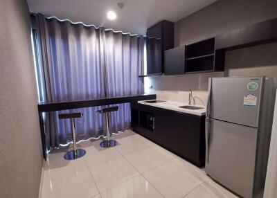 1 bed Condo in Rhythm Sukhumvit 44 Khlongtoei District C09096