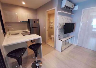 1 bed Condo in Life Asoke Huai Khwang District C09090