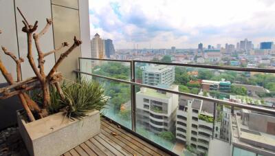 2 bed Condo in The Met Thungmahamek Sub District C09088