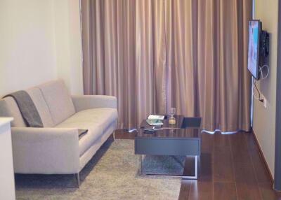 1 bed Condo in C Ekkamai Khlong Tan Nuea Sub District C09087