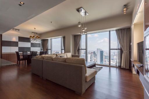 3 bed Condo in The Met Thungmahamek Sub District C09061