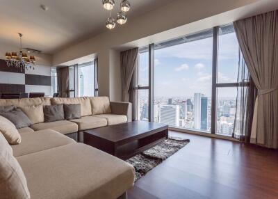 3 bed Condo in The Met Thungmahamek Sub District C09061