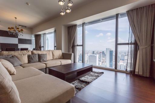 3 bed Condo in The Met Thungmahamek Sub District C09061