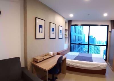 Studio bed Condo in Ashton Chula - Silom Mahaphruettharam Sub District C09013