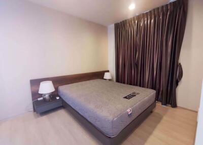 2 bed Condo in Life Sukhumvit 48 Phra Khanong Sub District C08982