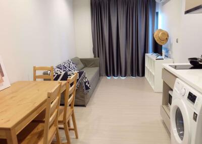 2 bed Condo in Life Sukhumvit 62 Bangchak Sub District C08973