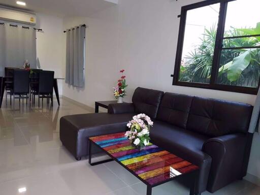 3 bed House in Pruksa Ville 73 - Pattanakarn Suanluang District H05340