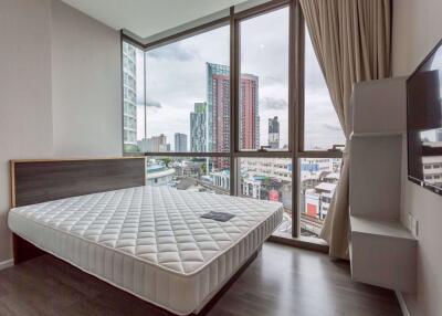 2 bed Condo in The Room Sukhumvit 69 Watthana District C08931