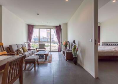 1 bed Condo in The River Khlong Ton Sai Sub District C08921