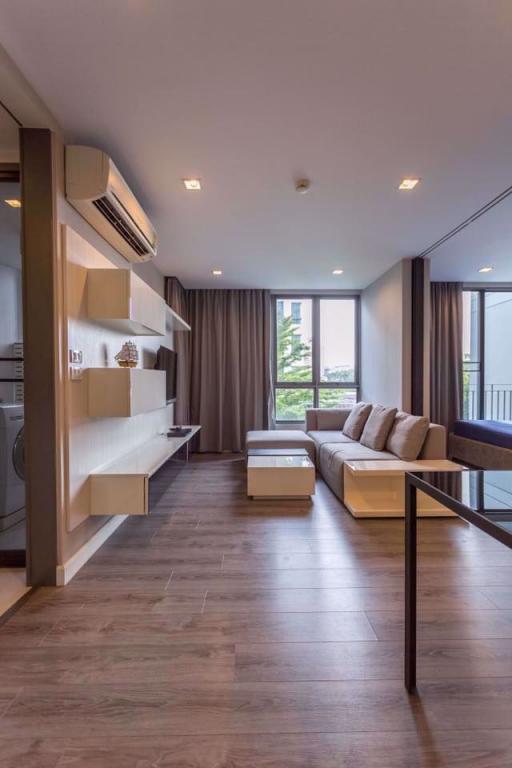 1 bed Condo in The Room Sukhumvit 40 Phra Khanong Sub District C08919