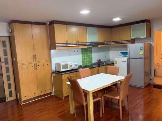 1 bed Condo in Supalai Place Condominium Watthana District C08911