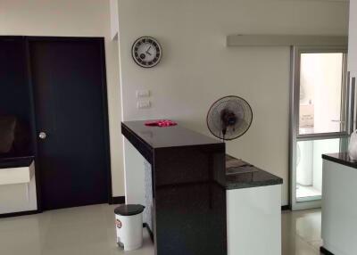 1 bed Condo in Villa Sathorn Khlong Ton Sai Sub District C08906