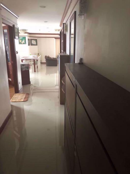 3 bed Condo in Floraville Suanluang District C08903