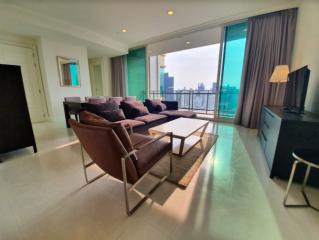 3 bed Condo in Royce Private Residences Watthana District C08902