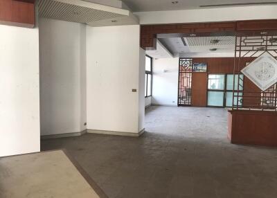 Paradise Jomtien Complex Office for Sale