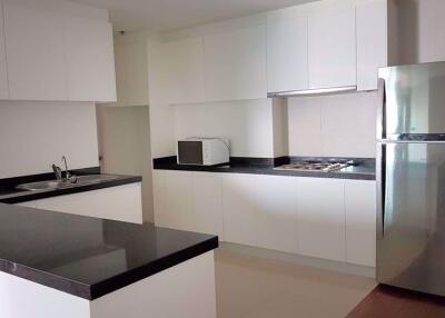 2 bed Condo in Belle Grand Rama 9 Huai Khwang Sub District C08881