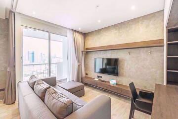 2 bed Condo in Pathumwan Resort Ratchathewi District C08876