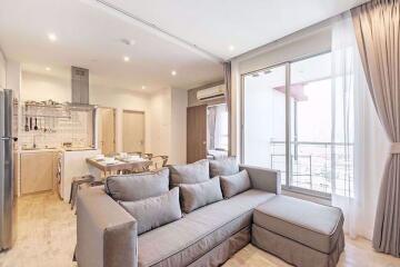 2 bed Condo in Pathumwan Resort Ratchathewi District C08876