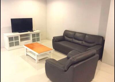 1 bed Condo in Sukhumvit Living Town Watthana District C08868