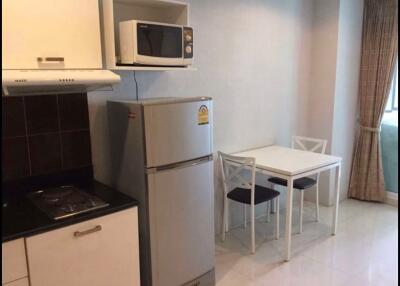 1 bed Condo in Sukhumvit Living Town Watthana District C08868