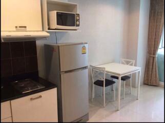 1 bed Condo in Sukhumvit Living Town Watthana District C08868