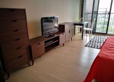 Studio bed Condo in Noble Solo Watthana District C08859