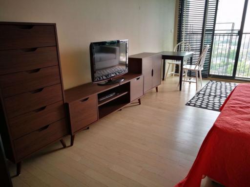 Studio bed Condo in Noble Solo Watthana District C08859