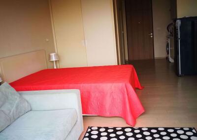 Studio bed Condo in Noble Solo Watthana District C08859