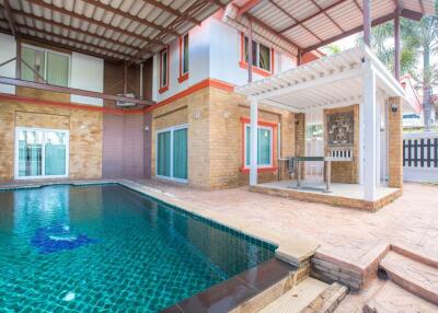 Mabprachan House with Pool for Sale