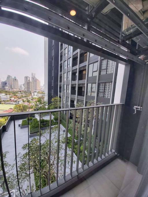 1 bed Condo in Knightsbridge Prime Sathorn Thungmahamek Sub District D08507