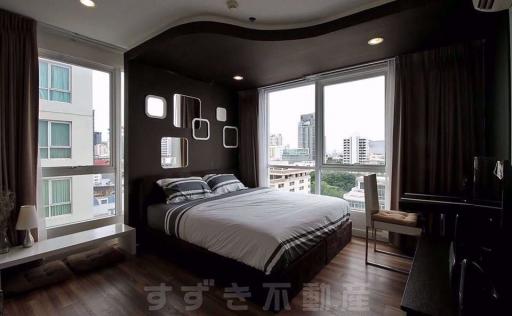 1 bed Condo in The Complete Rajprarop Thanonphayathai Sub District C08845