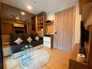 1 bed Condo in Condolette Midst Rama 9 Huai Khwang Sub District C08780