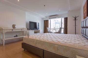 Studio bed Condo in The Trendy Condominium Khlong Tan Nuea Sub District C08750