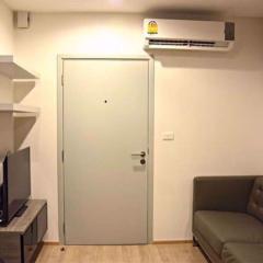 Studio bed Condo in Ideo Sathorn - Thaphra Bukkhalo Sub District C08737