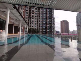 1 bed Condo in Life Asoke Huai Khwang District C08725