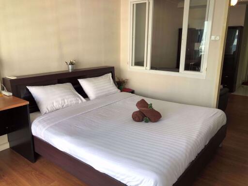 1 bed Condo in Grand Park View Khlong Toei Nuea Sub District C08715