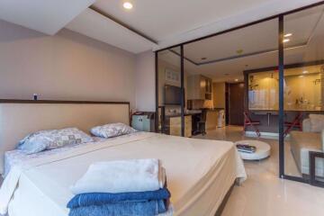 Studio bed Condo in The Trendy Condominium Watthana District C08647