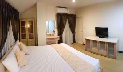 2 bed Condo in Prasertsuk Place Chatuchak District C08645