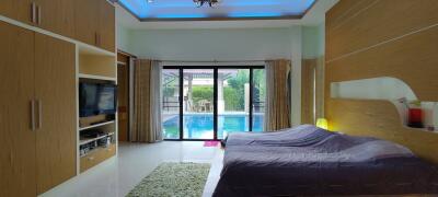 Family Pool Villa House for Sale in Huay Yai