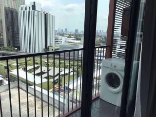 1 bed Condo in Noble ReD Samsennai Sub District C08625