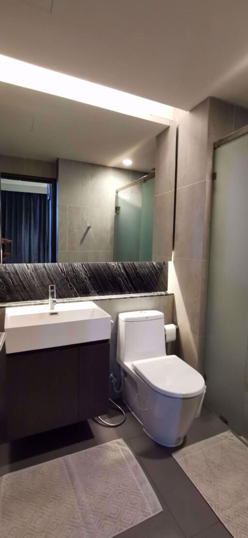 1 bed Condo in The Lumpini 24 Khlongtoei District C08620