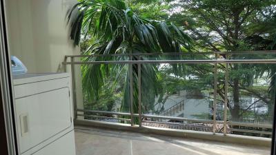 3 bed Condo in Richmond Hills Residence Khlong Tan Nuea Sub District C08572