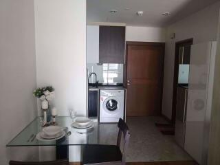 1 bed Condo in Sathorn Gardens Thungmahamek Sub District C08543