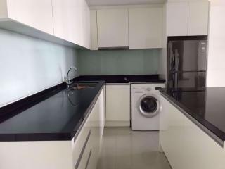 3 bed Condo in Le Nice Ekamai Phrakhanongnuea Sub District C08538