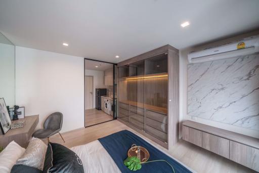 Studio bed Condo in Life One Wireless Pathum Wan District C08494