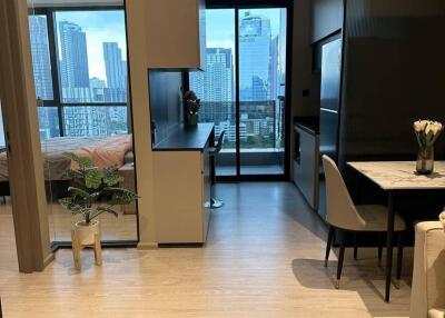 1-BR Condo near BTS Ekkamai