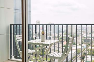 2 bed Condo in Siri at Sukhumvit Phra Khanong Sub District C08464