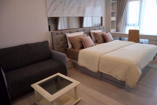 Studio bed Condo in Life One Wireless Pathum Wan District C08463